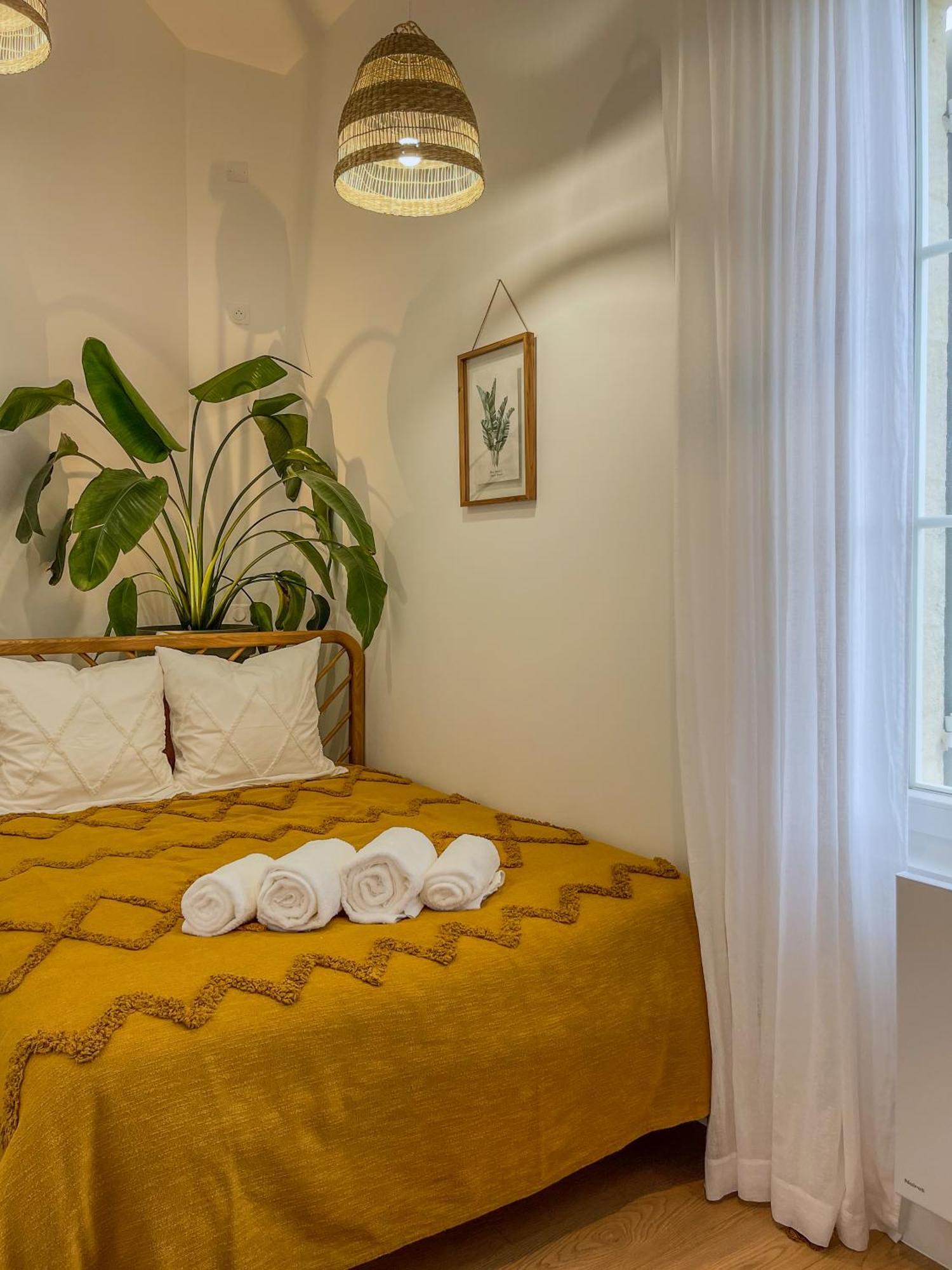 Maison Cosy Avec Vue Sur Les Vignes. Libourne Luaran gambar