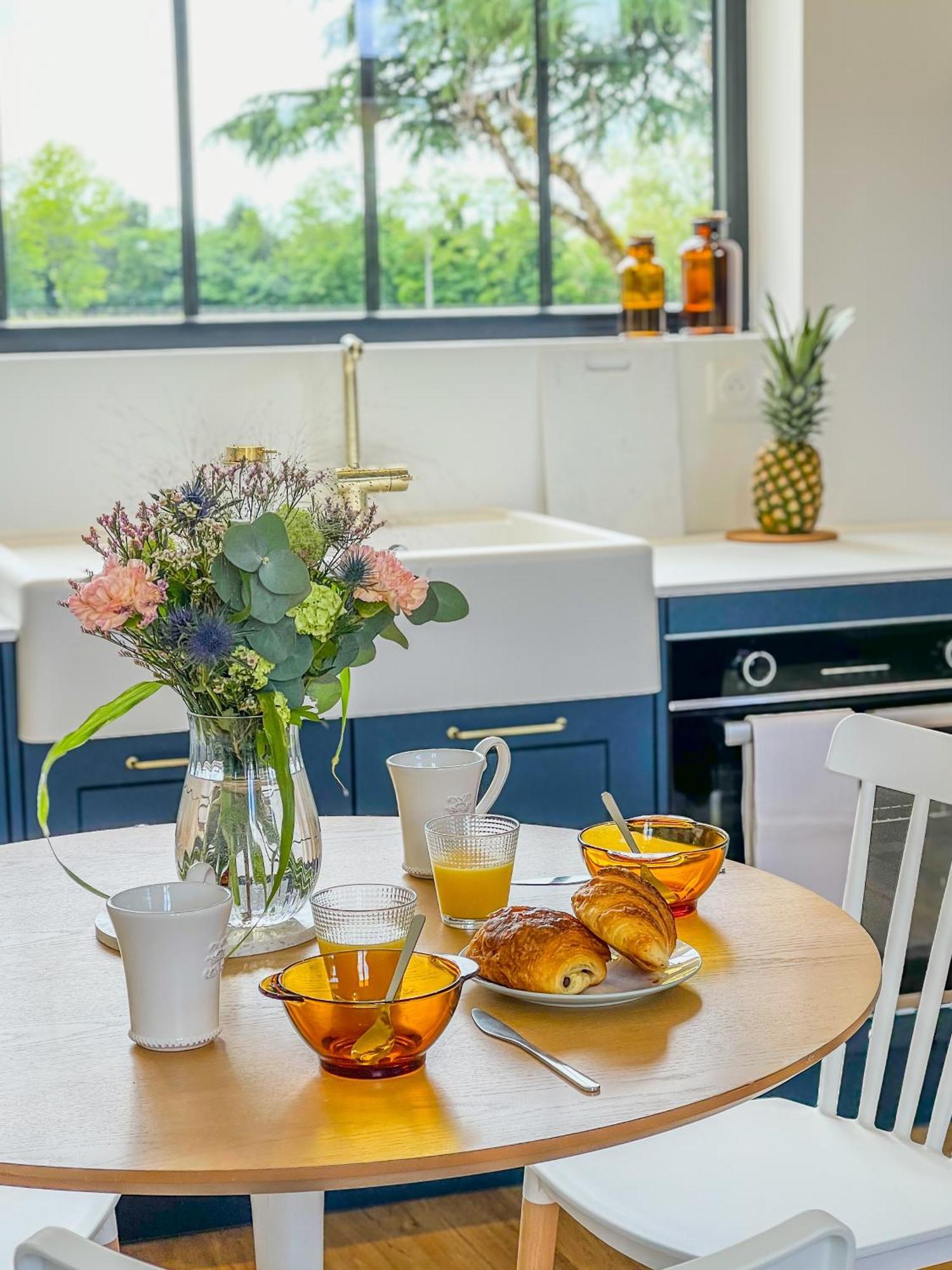 Maison Cosy Avec Vue Sur Les Vignes. Libourne Luaran gambar