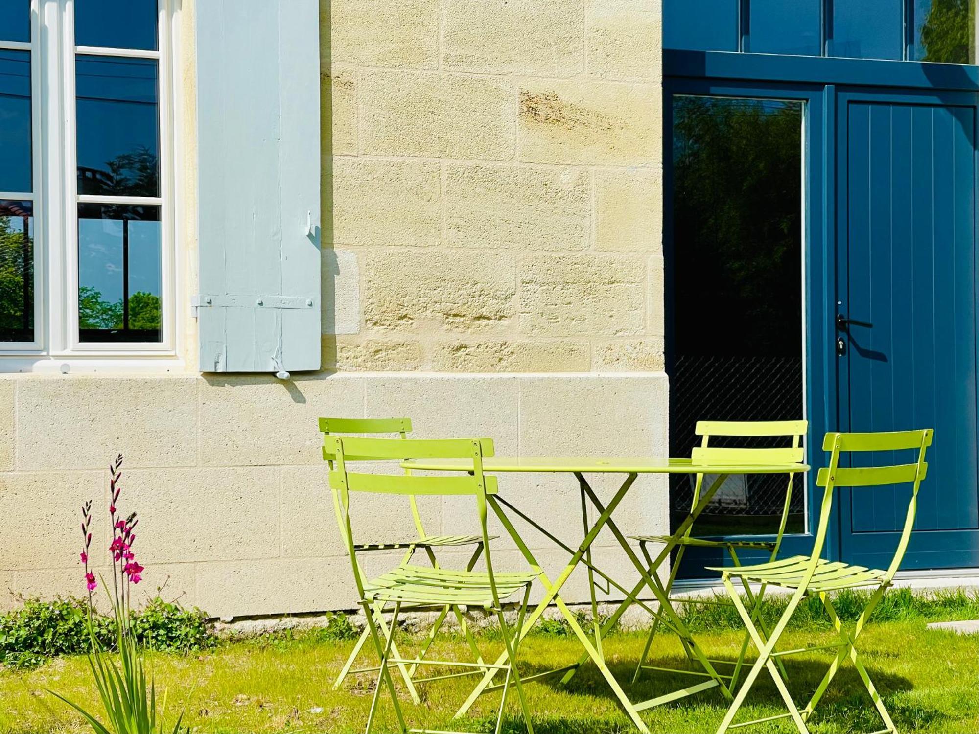 Maison Cosy Avec Vue Sur Les Vignes. Libourne Luaran gambar